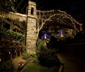 The NYBG Holiday Train Show