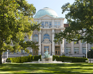 The_LuEsther_T._Mertz_Library