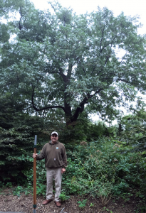 Jim Coelho with pumpkin ash near the Bronx Zoo’s Reptile House. (Photos by Daniel Atha)