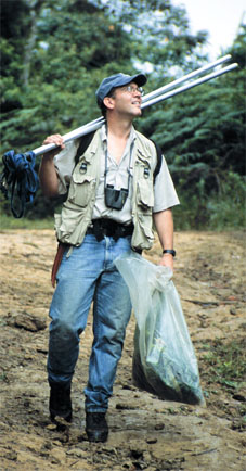Wayt Thomas collecting near Boa Nova, Bahia