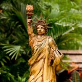 Photo of a replica of the Statue of Liberty