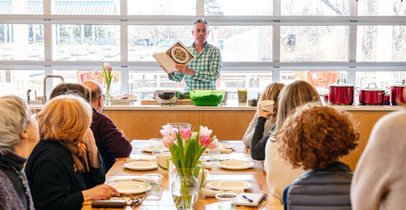 Photo of Aaron Bertelsen teaching in the Edible Academy