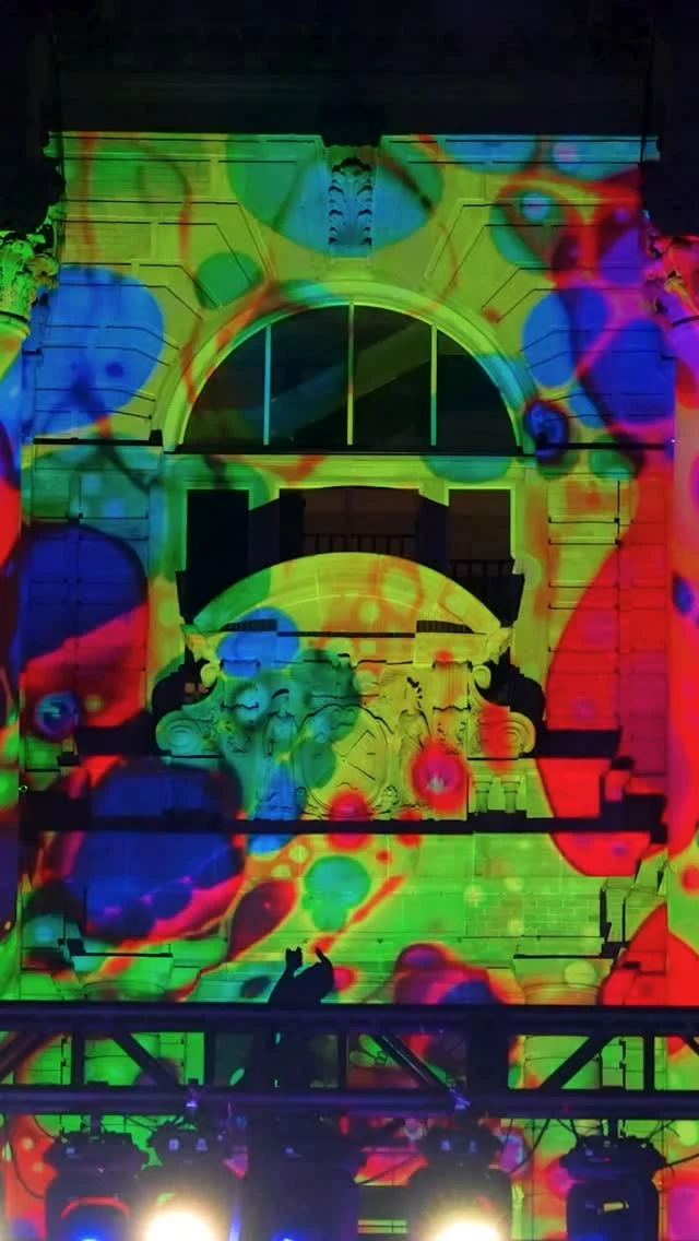 The swirling, psychedelic stage scenes of the ‘60s return this Saturday, June 13, for our next Liquid Light Show! 🌈🎸

Hear from @liquidlightlab, whose handcrafted visuals splash vivid rainbows of moving color across our Museum Building during these evenings of live music. Using dyes, oils, and other liquids as the medium for his art, Steve Pavlovsky creates each moment in realtime. And this Saturday night, his projection work adds kaleidoscopic motion to @habibimusic’s performance, the latest band to take the stage at NYBG with their modern take on 1960s grooves.

It’ll be a night out like no other—so grab tickets through link in bio and join us for Flower Power after dark, picnic-ready food options, artisan goods at our Makers Market, and lawn games!

#LiquidLightShows #FlowerPower