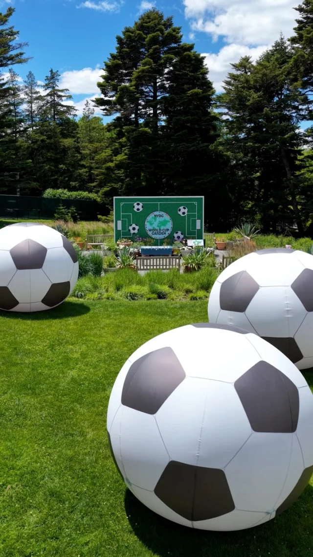 GOOOOOAL! With the World Cup here in New York, we’re happy to join in this incredible moment with our own World Cup Garden. ⚽️🌿

When you visit NYBG this weekend, be sure to stop by and see how we’re celebrating the diversity of this worldwide sports phenomenon through a global array of plants. Snap your photo in front of a soccer-themed display featuring plants from participating countries, and play a round of foosball with friends!

#WorldCup